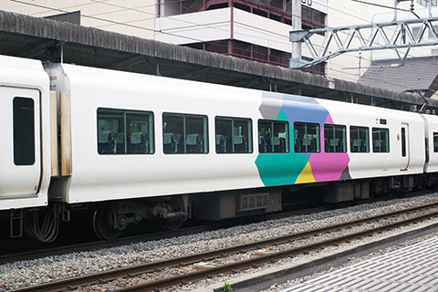 モハE256-4
