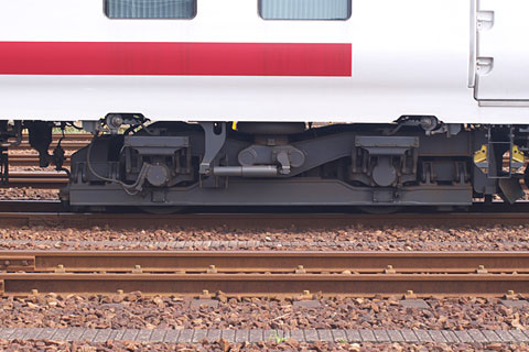 TR235B台車