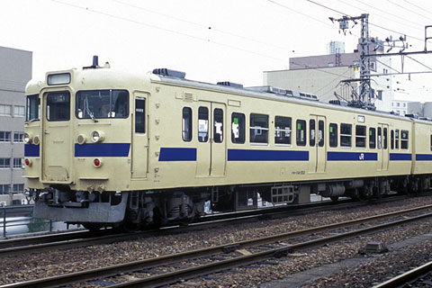 クモハ114-552