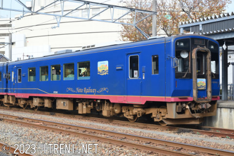 のと鉄道NT302